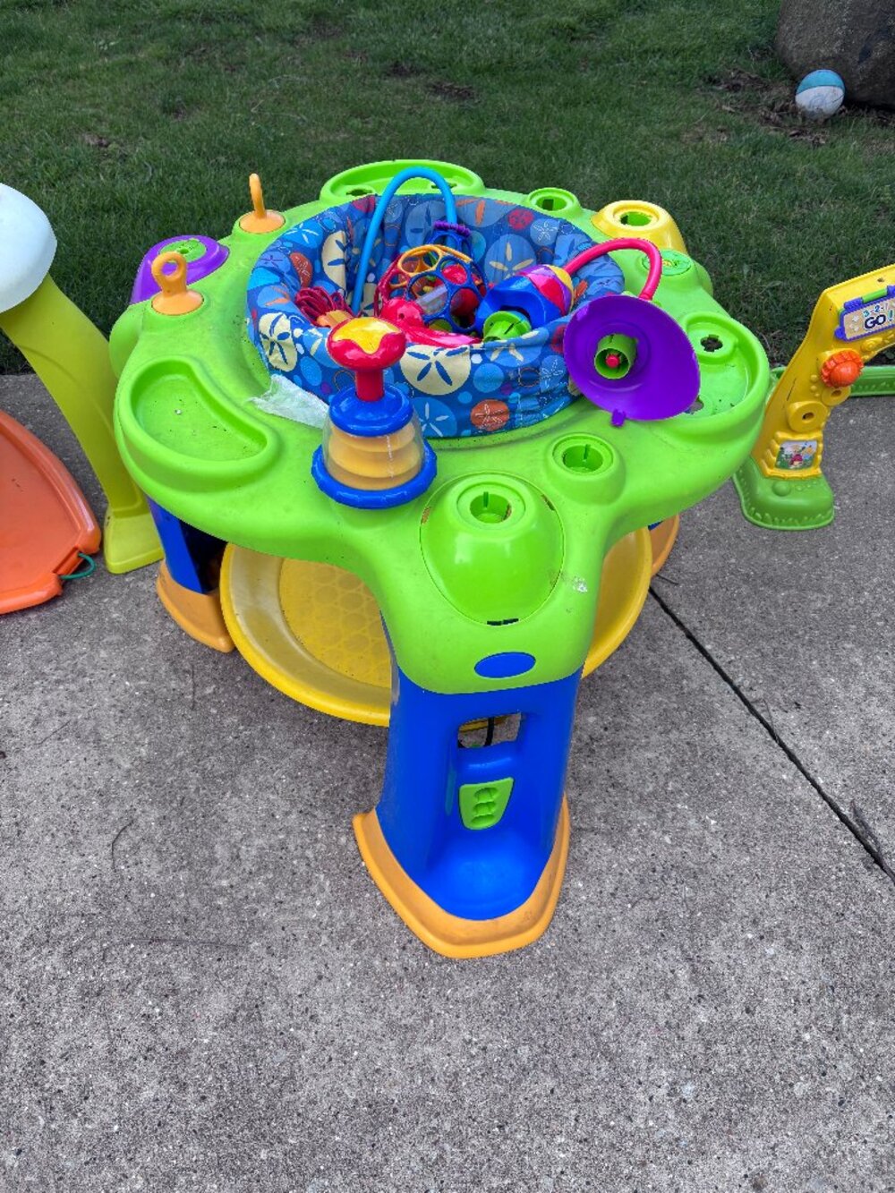 Fisher Price Laugh & Learn Smart Stages Toddler Learning Saucer